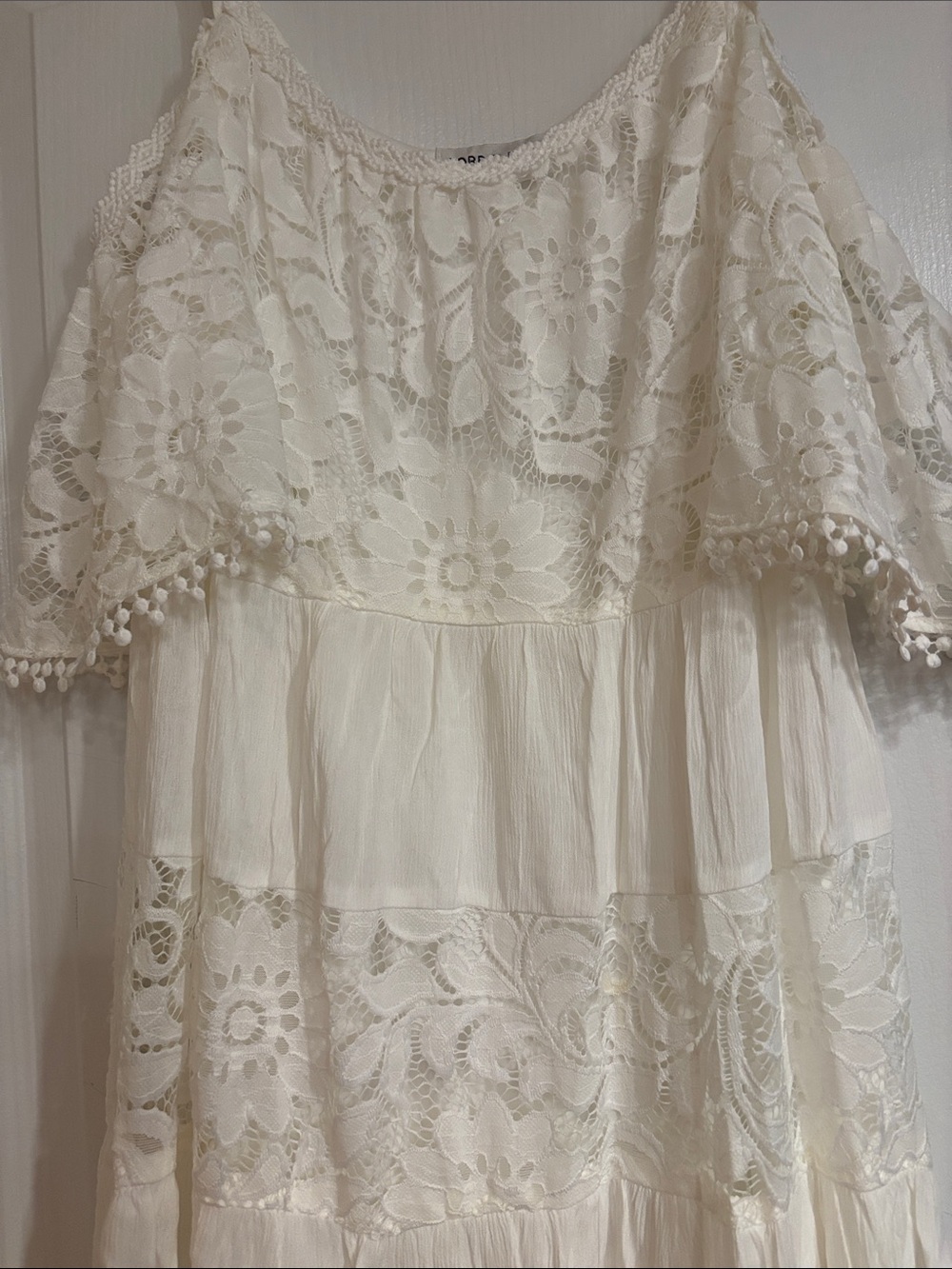 Robbie Bee Cream Lace Tiered Midi Dress - Picture 2 of 3